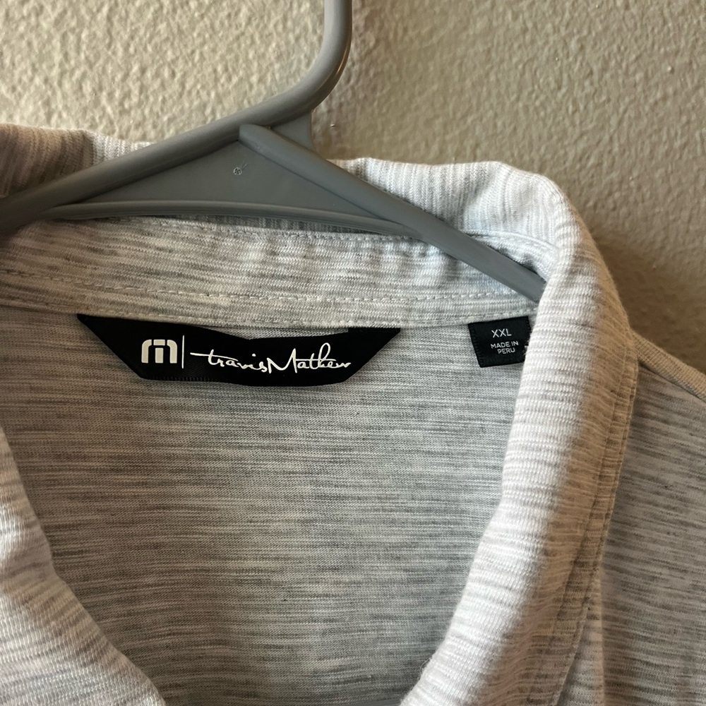 Travis Mathew Polo Shirt Light Gray Striped Lightweight Golf Mens 2XL XXL EUC - Picture 3 of 5